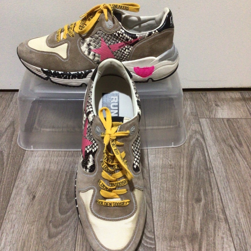 Golden Goose GG Running Shoes sneakers snake distressed - size  40